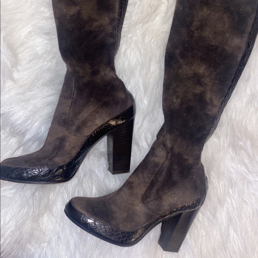 Brown boots